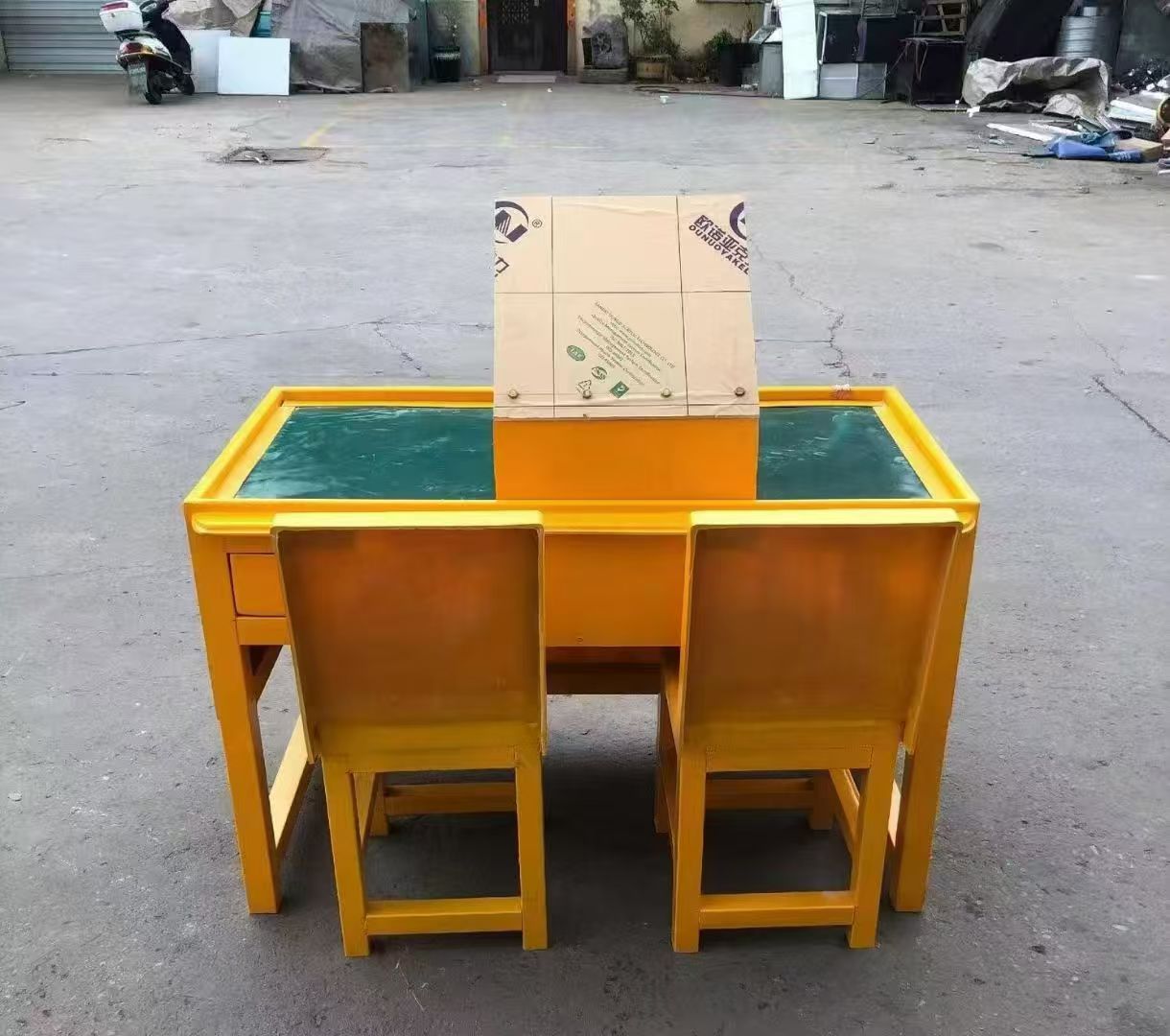 西充防静电导通桌井下煤矿火工品发放桌：危险品流转的安全守护者